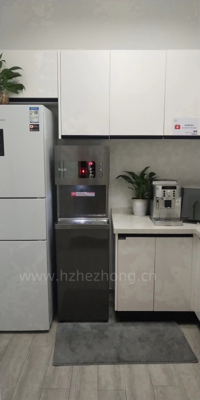 福建奔驰汽车使用贺众牌饮水机